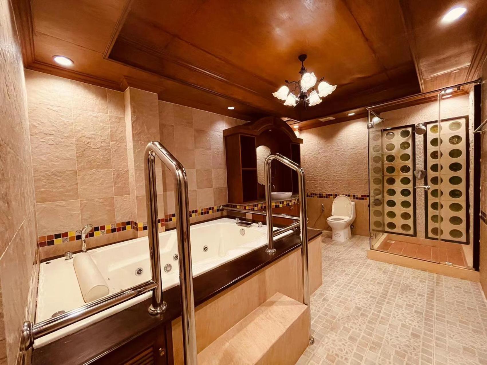 Phoenix Golf 10 Badroom Pool Villa Ban Huai Yai Exteriör bild