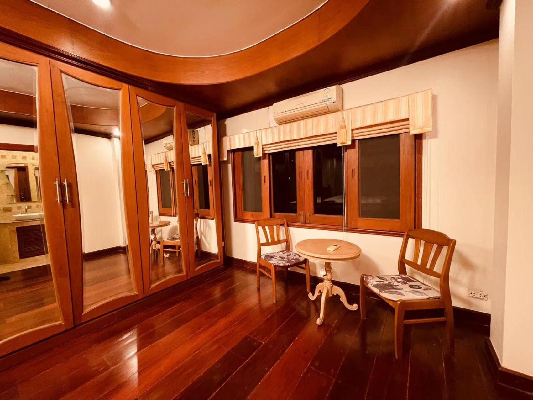 Phoenix Golf 10 Badroom Pool Villa Ban Huai Yai Exteriör bild