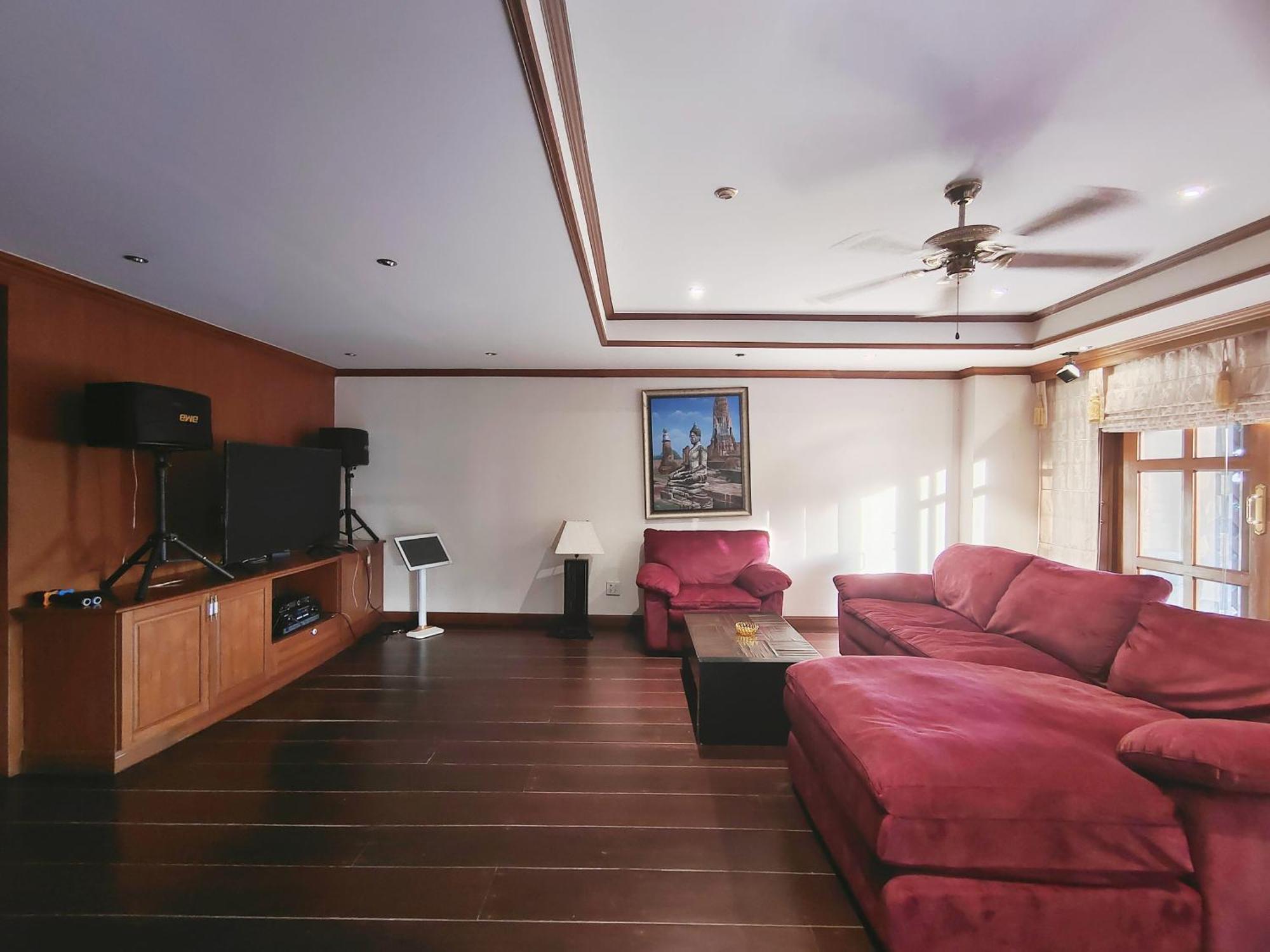 Phoenix Golf 10 Badroom Pool Villa Ban Huai Yai Exteriör bild
